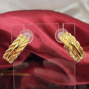 Vintage Gold Tone 3/4 Hoop Earrings By Trafari Gently Pre-loved